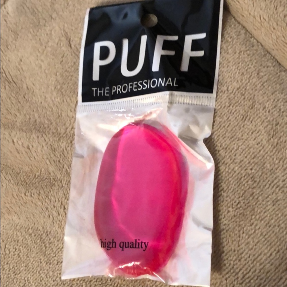 Puff the professional silicone makeup sponge